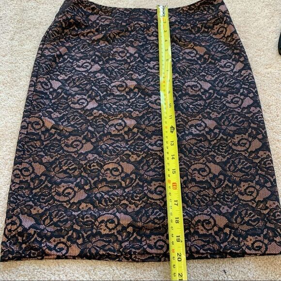 Forever 21 black lace skirt size medium - Picture 6 of 6